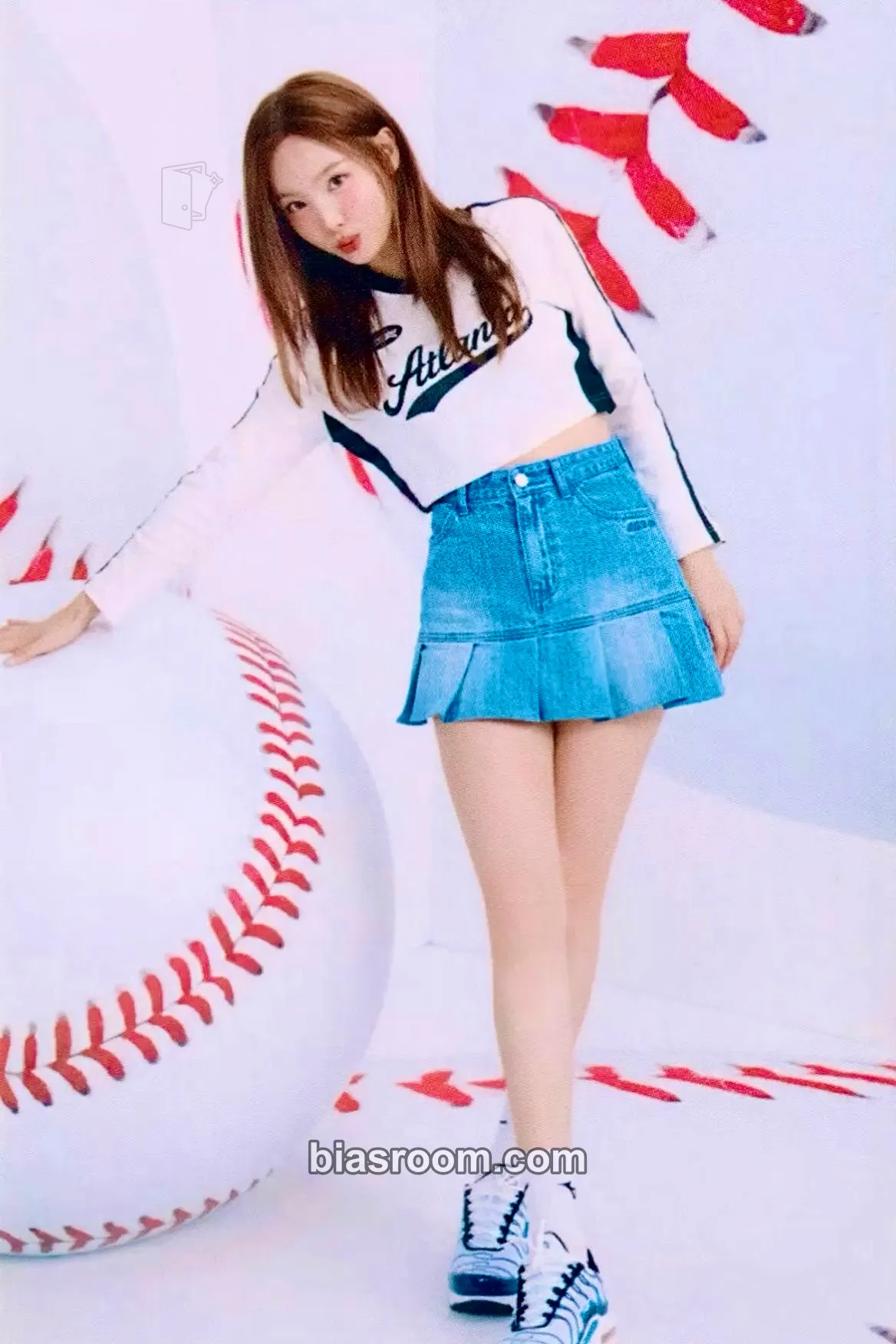Nayeon HOME 9ROUND (9th Anniversary) Photocard - TWICE - TWICE K-pop photocard