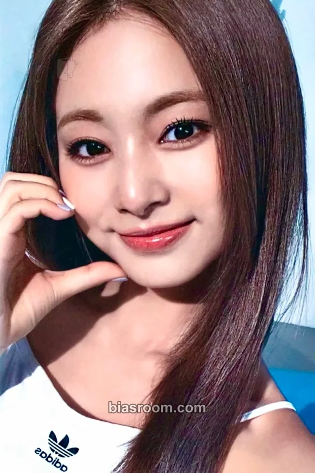 TWICE-Tzuyu-Event-home 9round fanmeeting