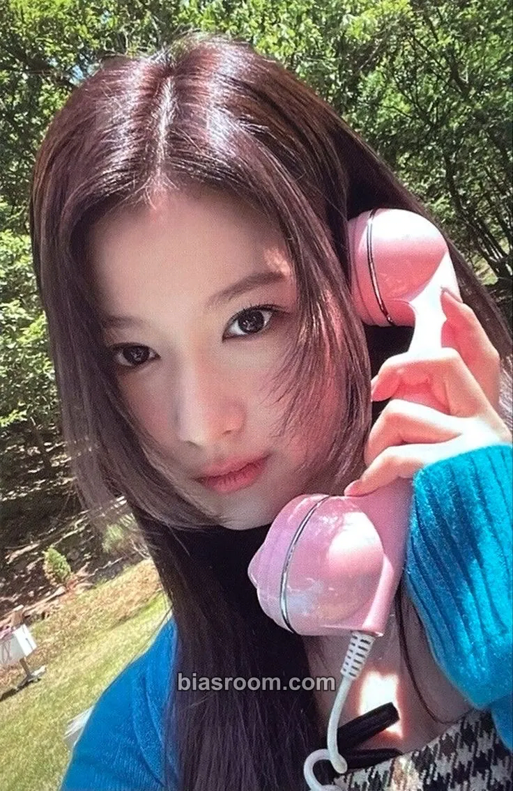 Sana BETWEEN 1&2 Photocard - TWICE - TWICE K-pop photocard
