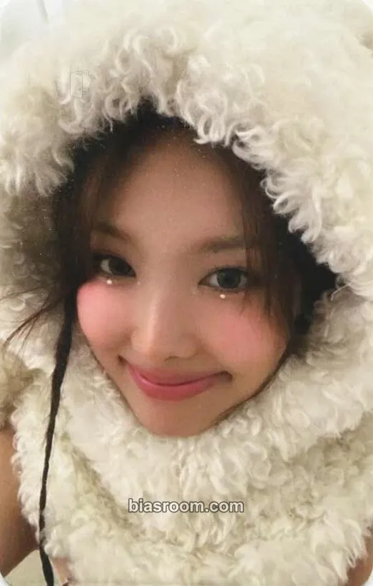 Nayeon TWICE Photobook Yes, I am Photocard - TWICE - TWICE K-pop photocard