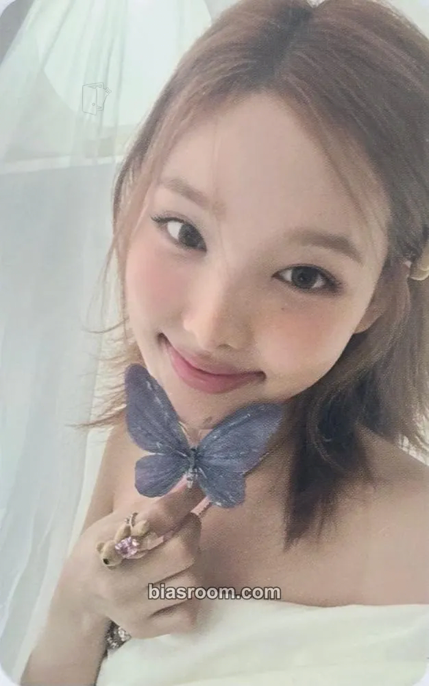 Nayeon TWICE Photobook Yes, I am Photocard - TWICE - TWICE K-pop photocard