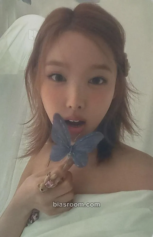 Nayeon TWICE Photobook Yes, I am Photocard - TWICE - TWICE K-pop photocard