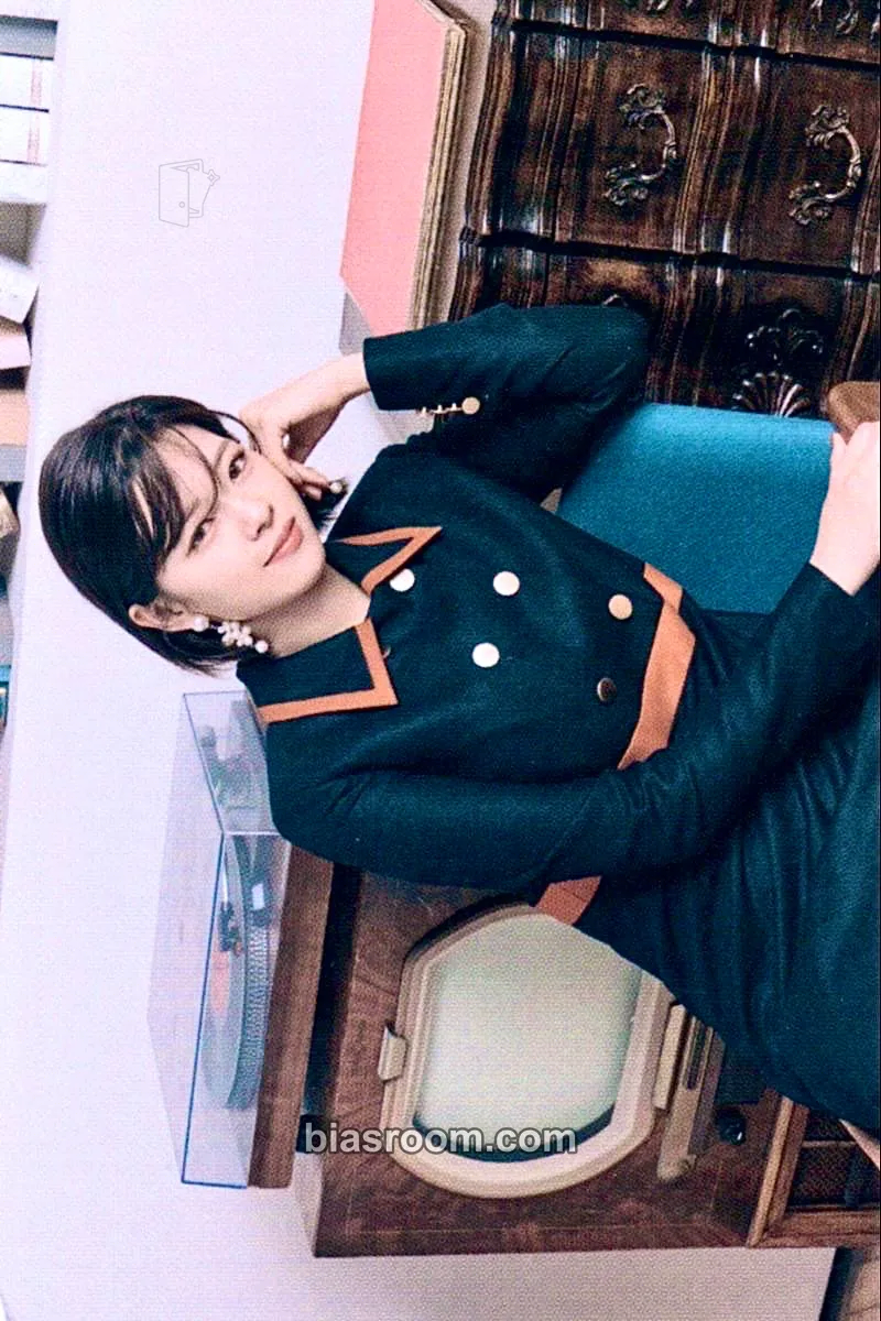 Jeongyeon ONCE Halloween 2 (4th Anniversary) Photocard - TWICE - TWICE K-pop photocard
