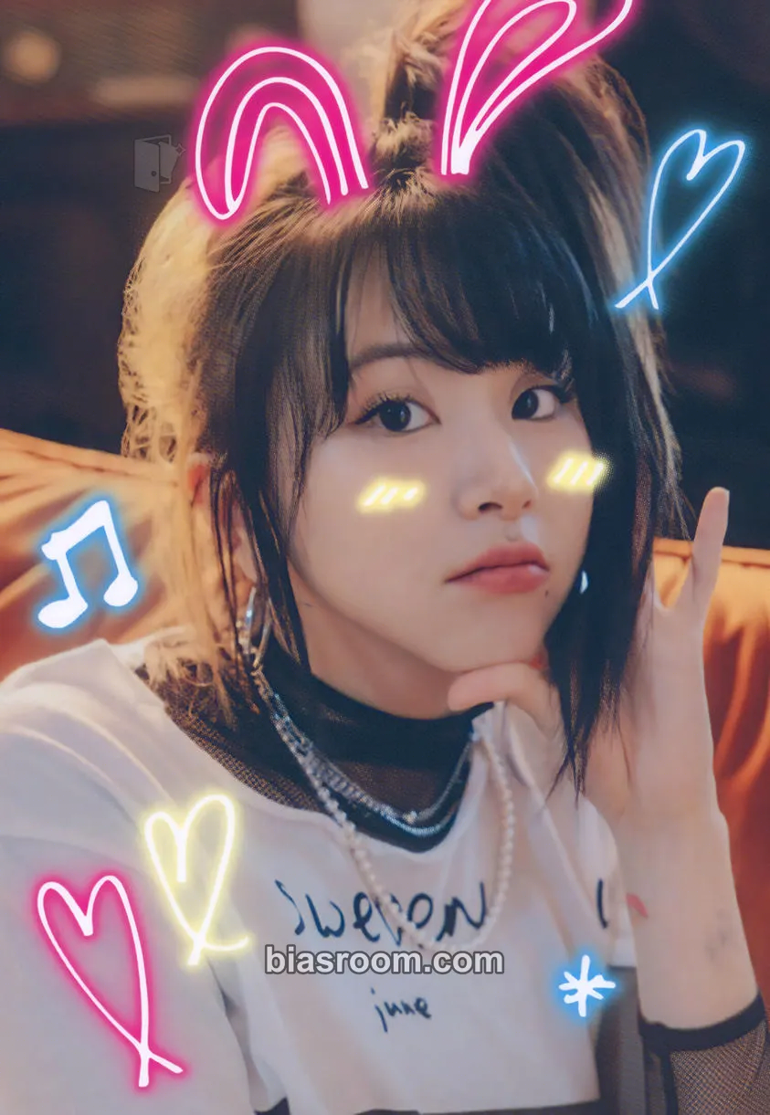Chaeyoung 2023 Season's Greetings: SECRET LIFE @HOUSE Photocard - TWICE - TWICE K-pop photocard