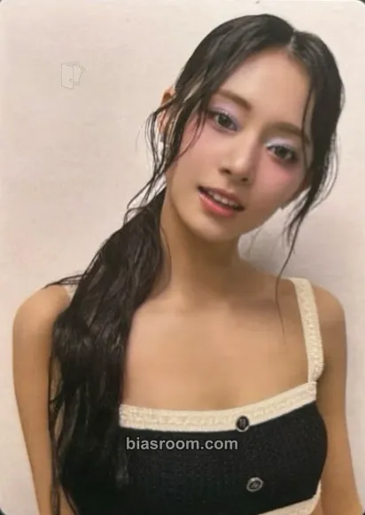 Tzuyu DIVE Photocard - TWICE - TWICE K-pop photocard