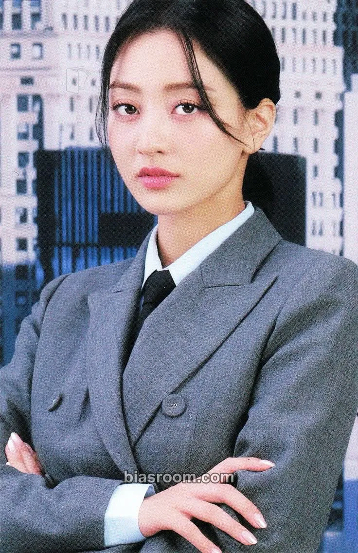 Jihyo 2024 Season’s Greetings: Twice News Room Photocard - TWICE - TWICE K-pop photocard