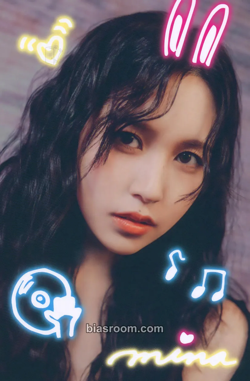 Mina 2023 Season's Greetings: SECRET LIFE @HOUSE Photocard - TWICE - TWICE K-pop photocard