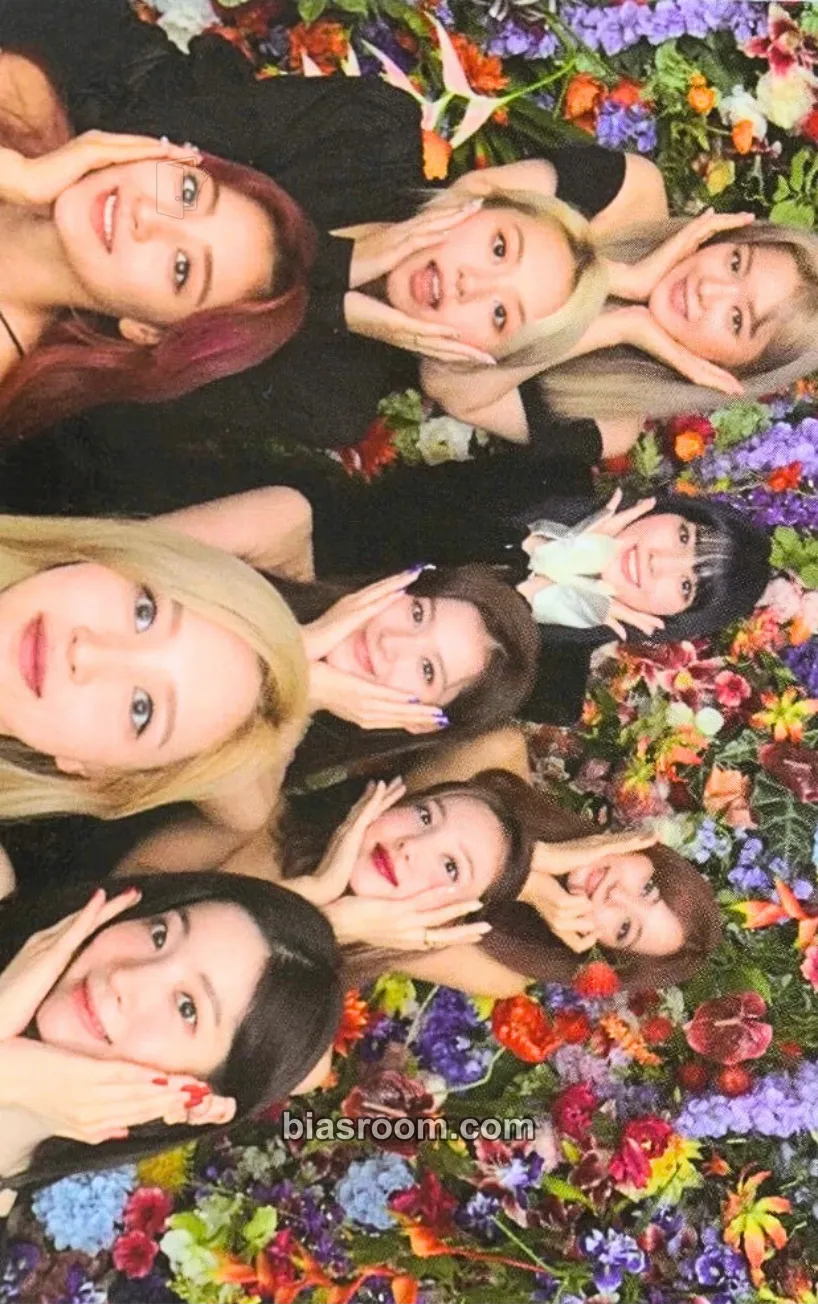 Eyes Wide Open Photocard - TWICE - TWICE K-pop photocard