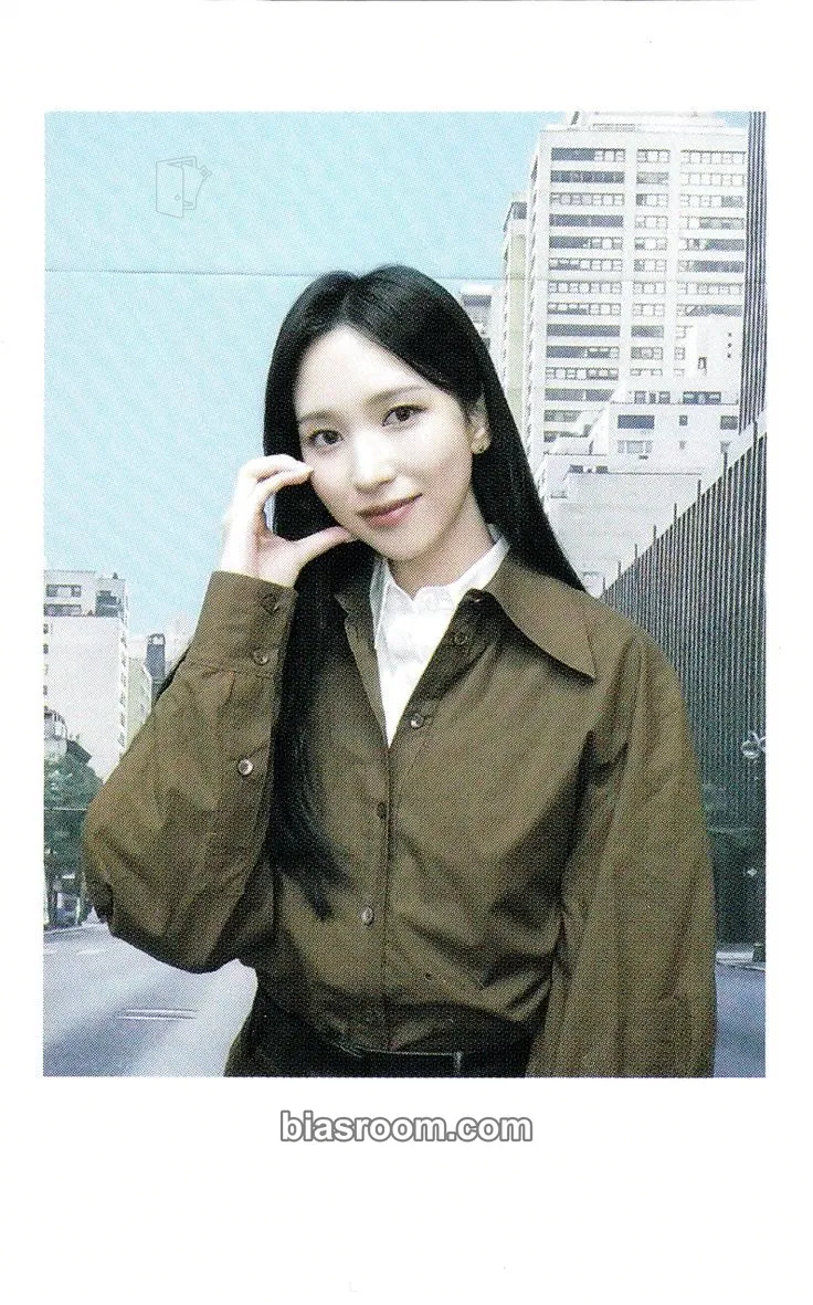 Mina 2024 Season’s Greetings: Twice News Room Photocard - TWICE - TWICE K-pop photocard