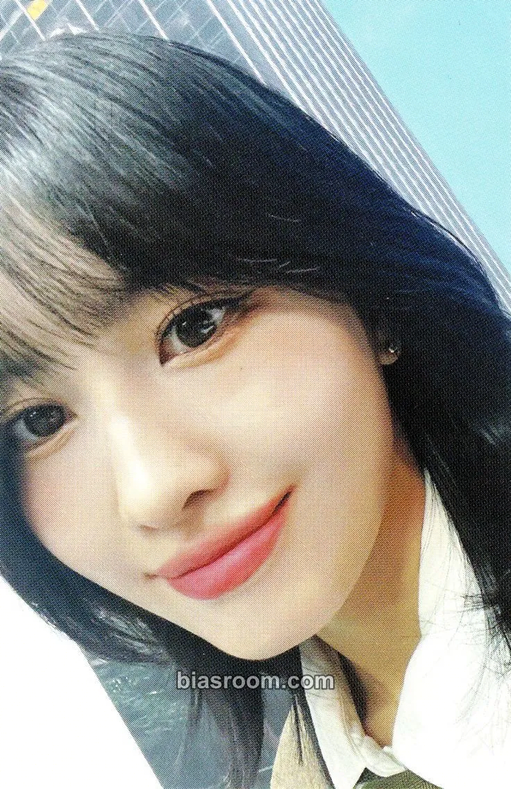 Momo 2024 Season’s Greetings: Twice News Room Photocard - TWICE - TWICE K-pop photocard