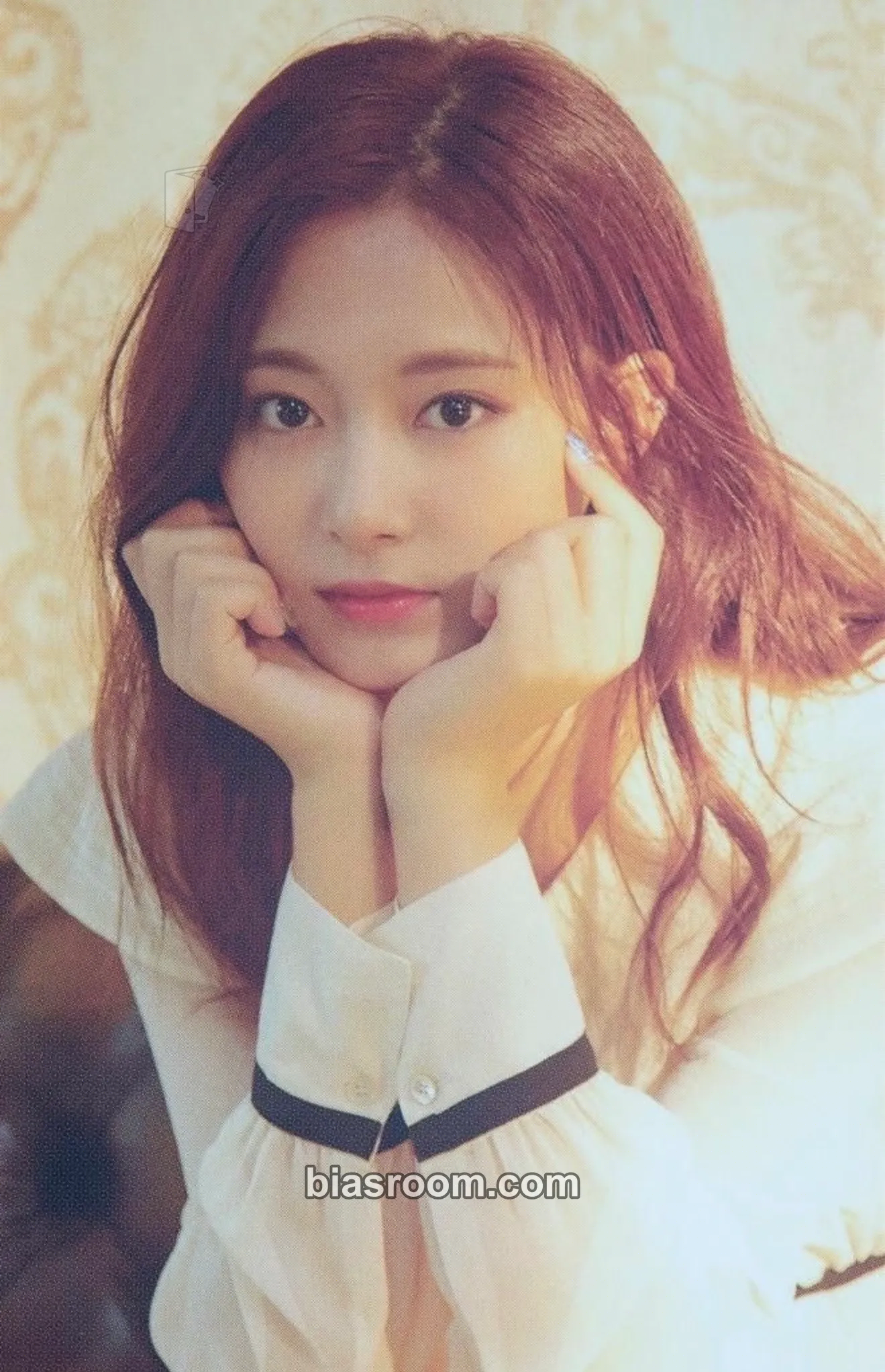 Tzuyu 2018 Season's Greetings: FIRST LOVE Photocard - TWICE - TWICE K-pop photocard