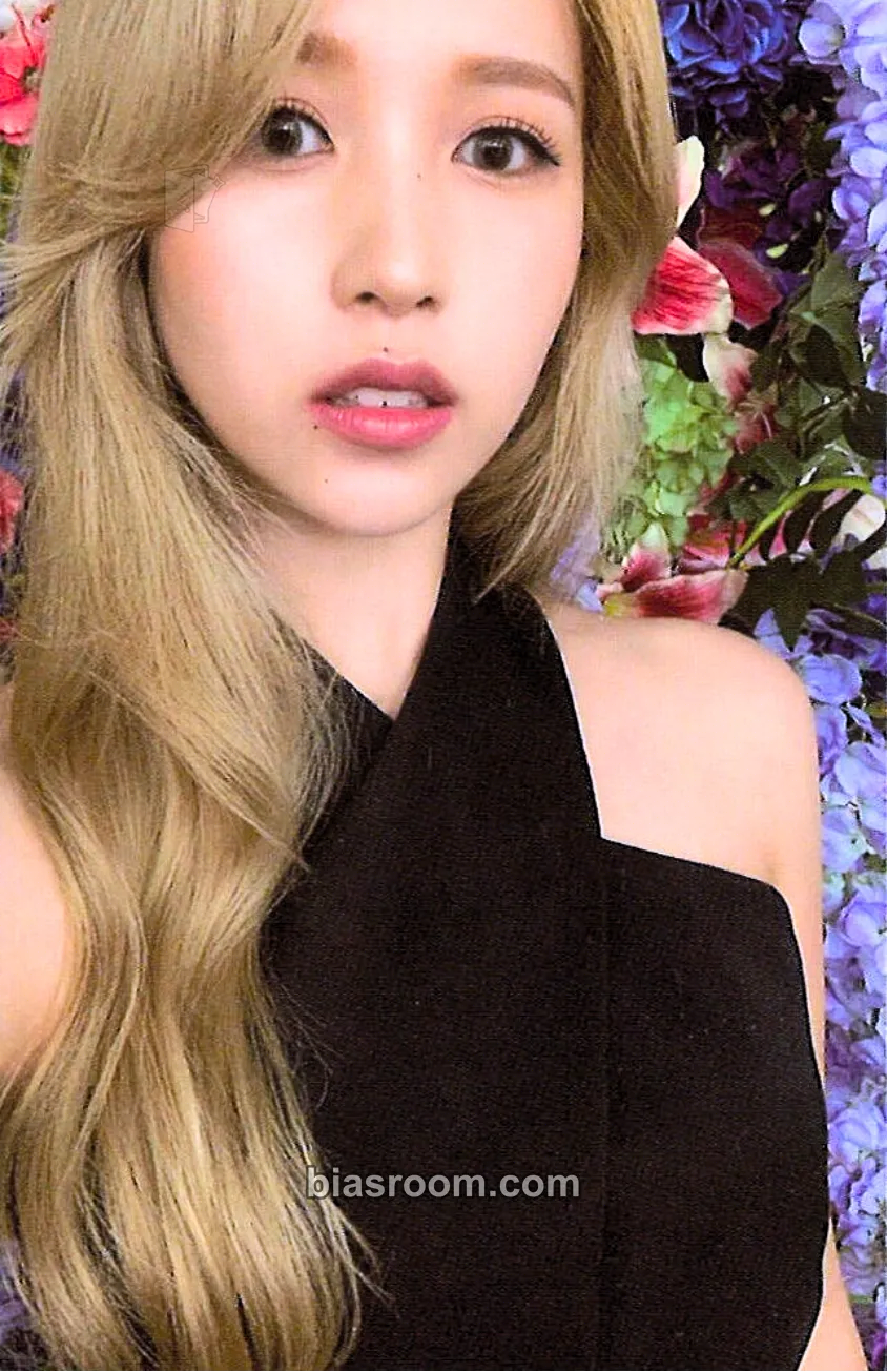 Mina Eyes Wide Open Photocard - TWICE - TWICE K-pop photocard