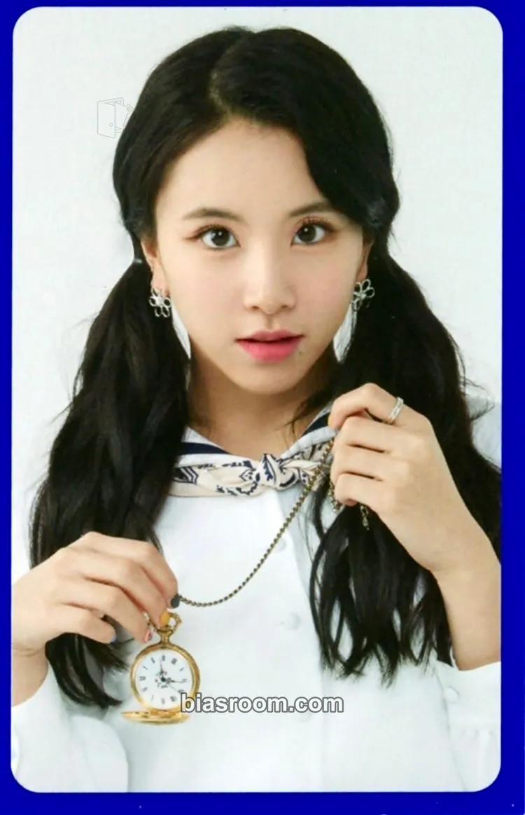 Chaeyoung Twice 2nd Tour: Twiceland Zone 2 – Fantasy Park Photocard - TWICE - TWICE K-pop photocard