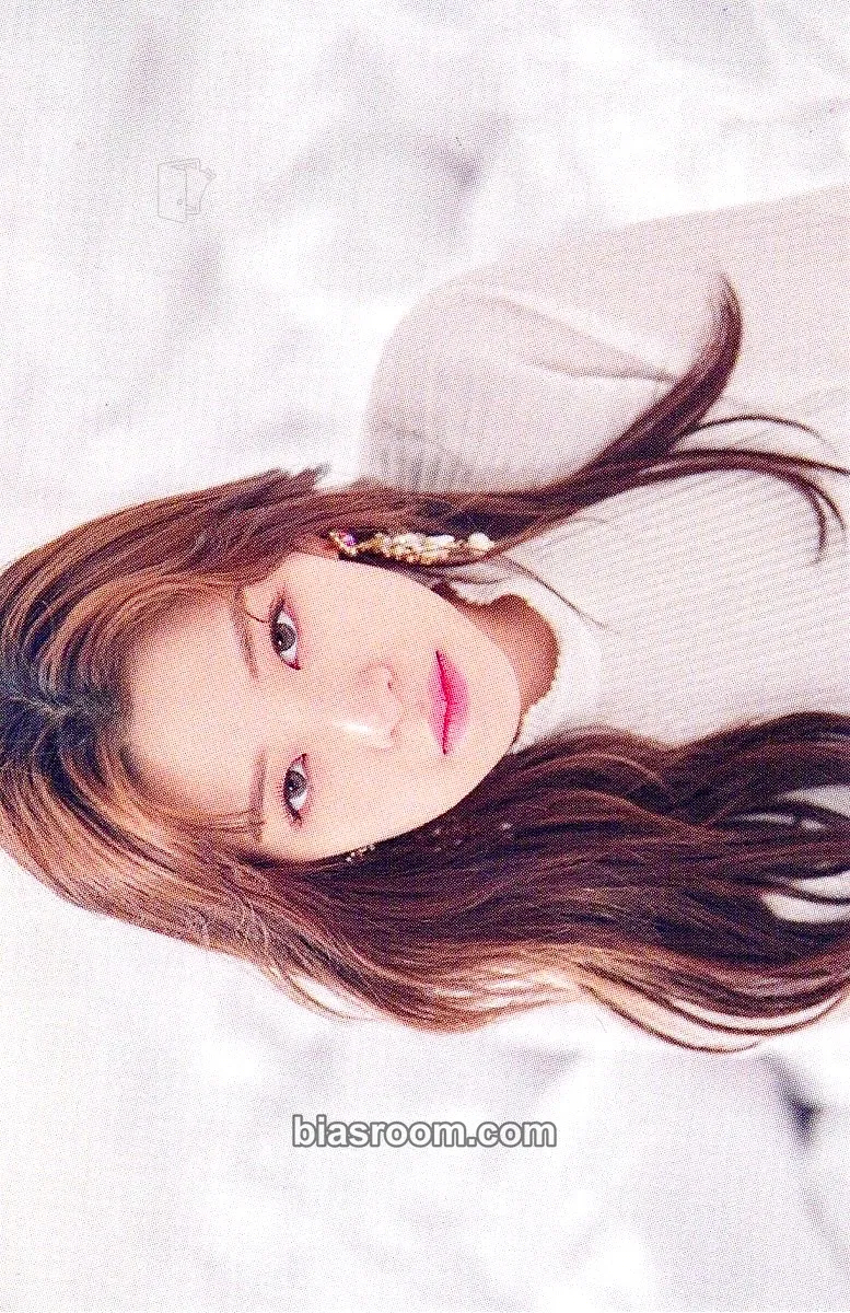 Jeongyeon TWICE 3rd World Tour TWICELIGHTS Photocard - TWICE - TWICE K-pop photocard