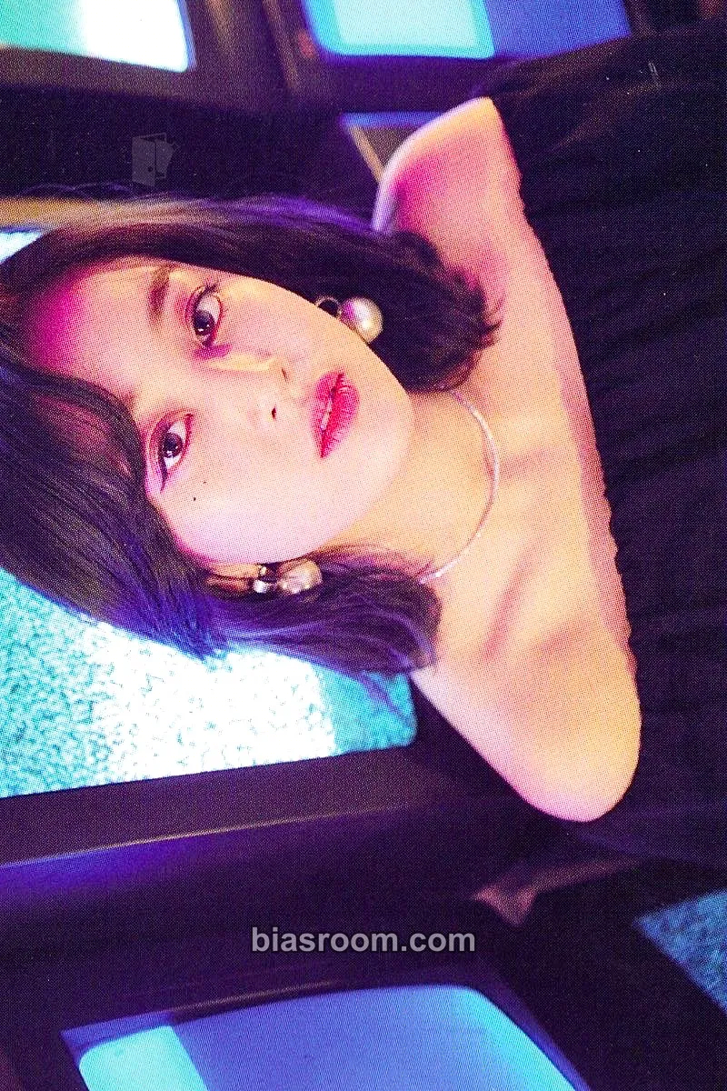 Jihyo TWICE 3rd World Tour TWICELIGHTS Photocard - TWICE - TWICE K-pop photocard