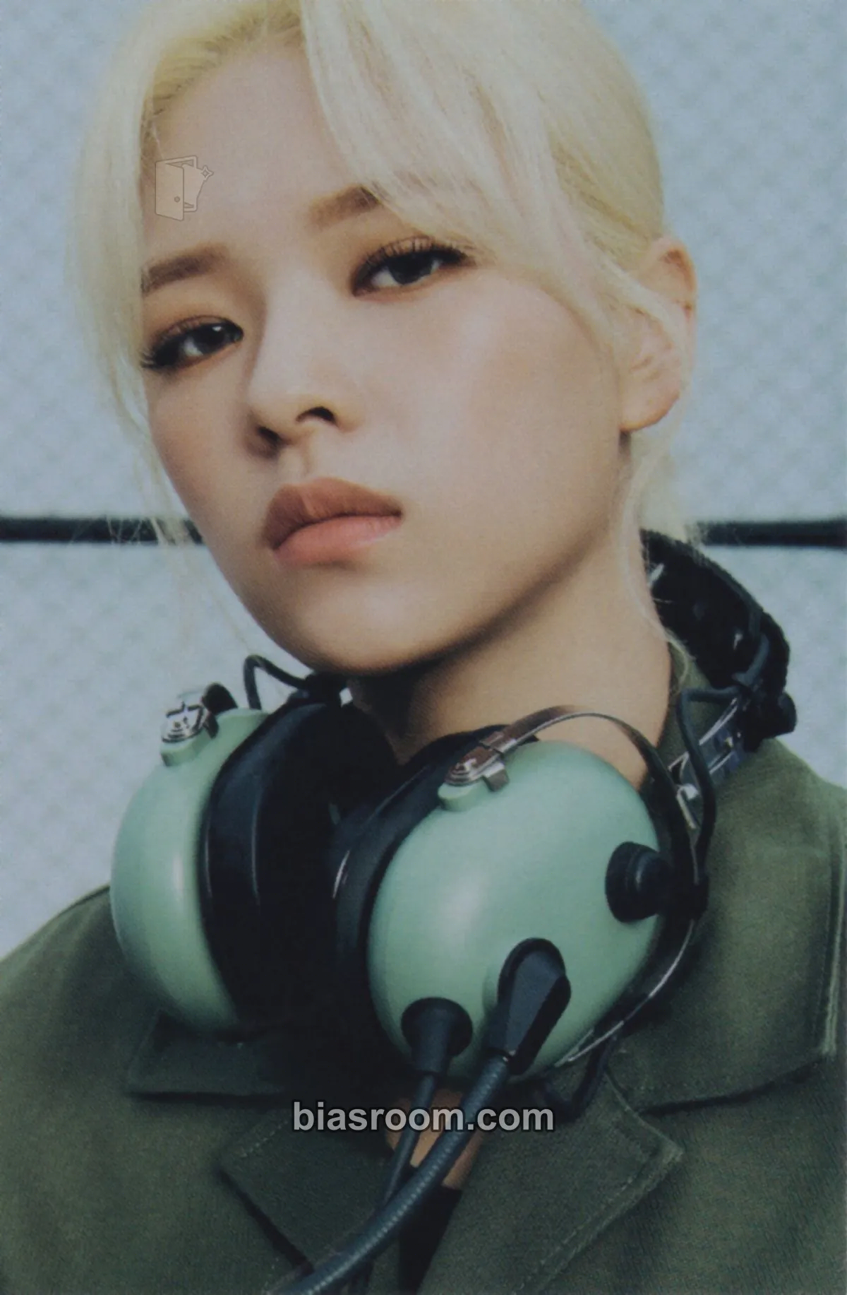 Jeongyeon TWICE: World In A Day Photocard - TWICE - TWICE K-pop photocard