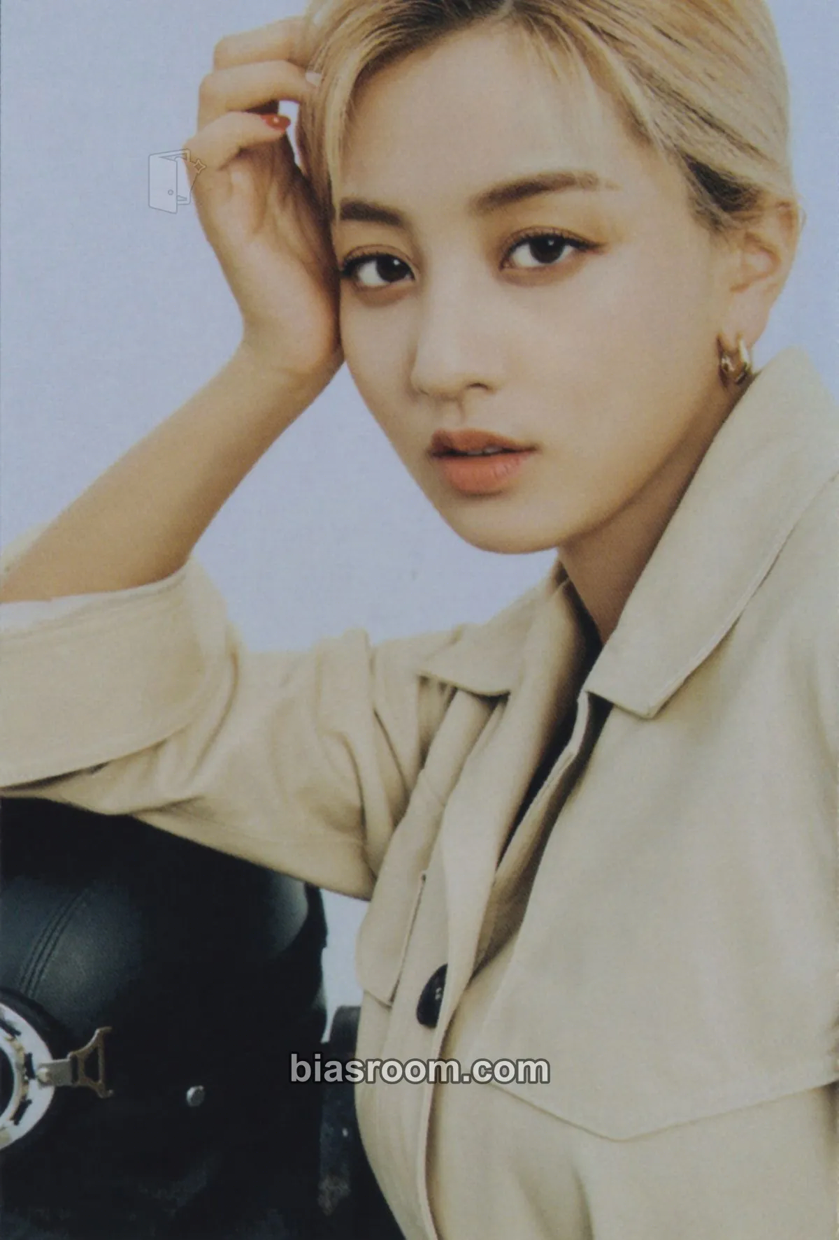 Jihyo TWICE: World In A Day Photocard - TWICE - TWICE K-pop photocard