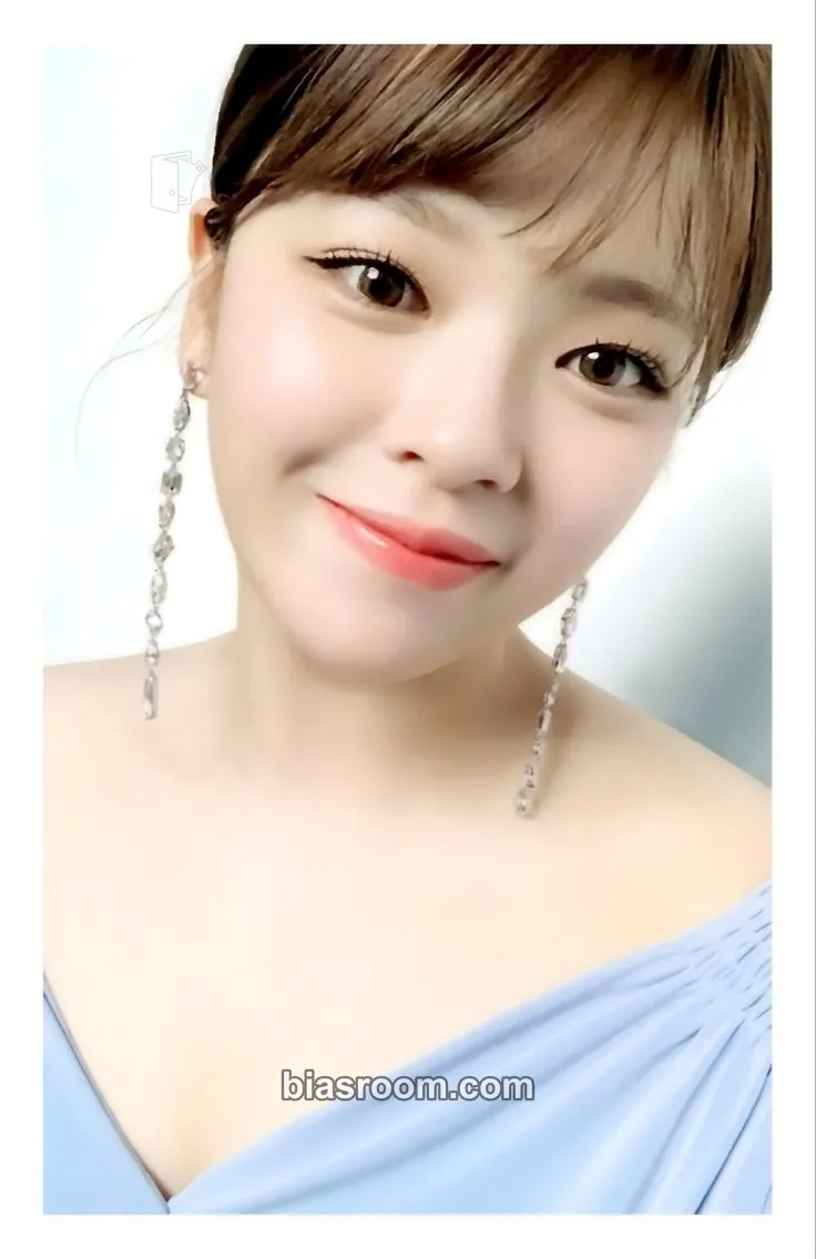 Jeongyeon Hare Hare Photocard - TWICE - TWICE K-pop photocard