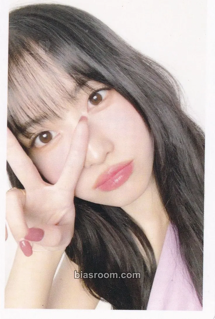 Momo Hare Hare Photocard - TWICE - TWICE K-pop photocard