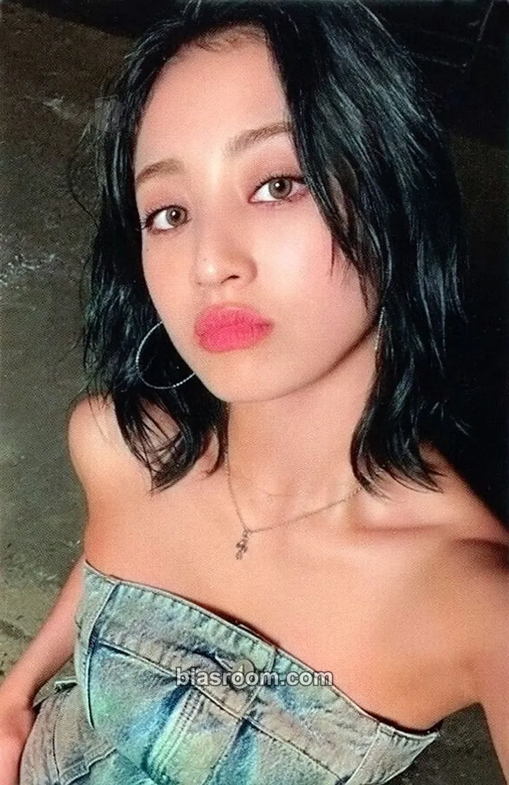 Jihyo ZONE Photocard - TWICE - TWICE K-pop photocard