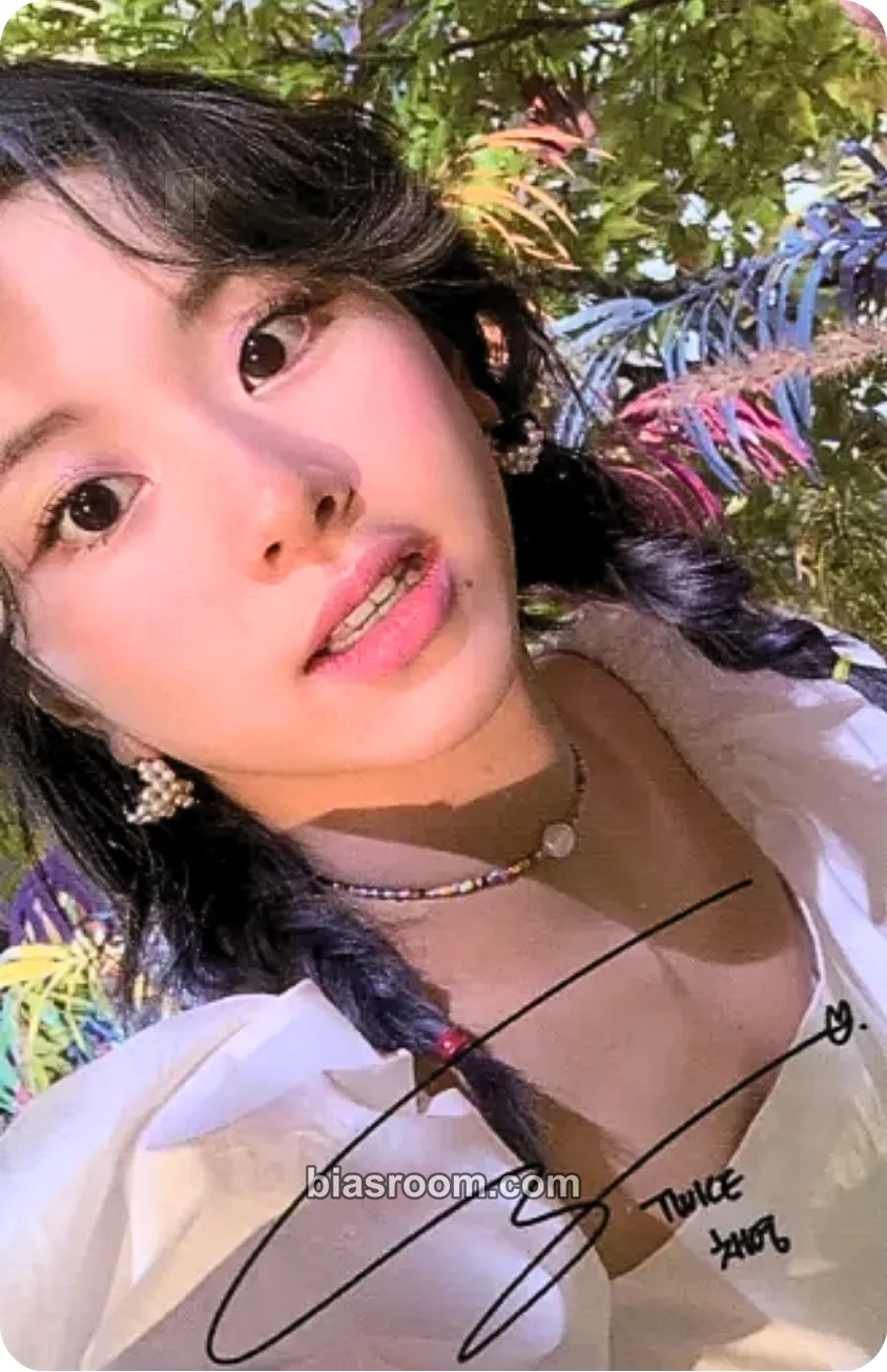 Chaeyoung MORE & MORE Photocard - TWICE - TWICE K-pop photocard