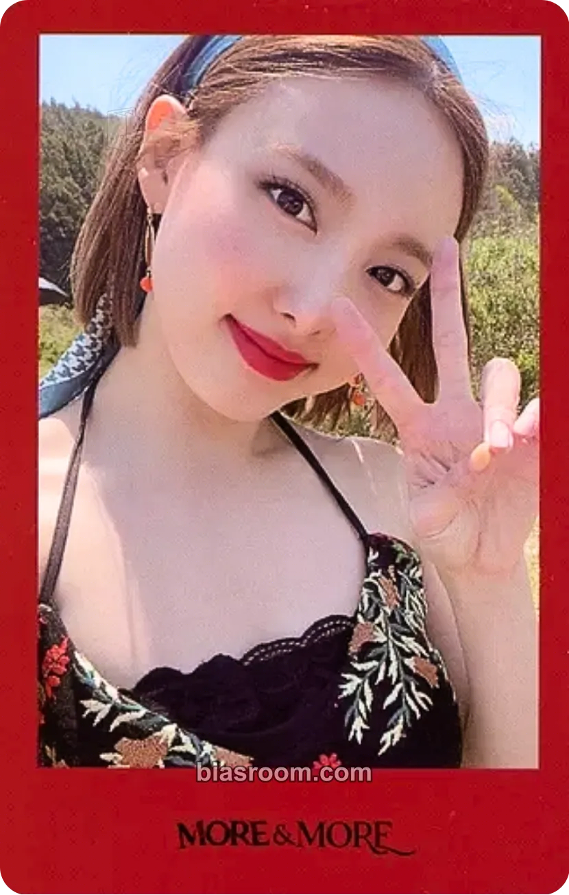 Nayeon MORE & MORE Photocard - TWICE - TWICE K-pop photocard