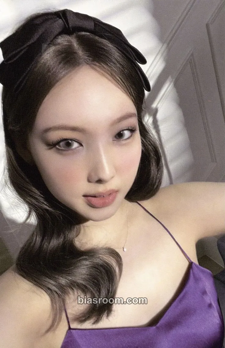 Nayeon Im Nayeon Photocard - TWICE - TWICE K-pop photocard