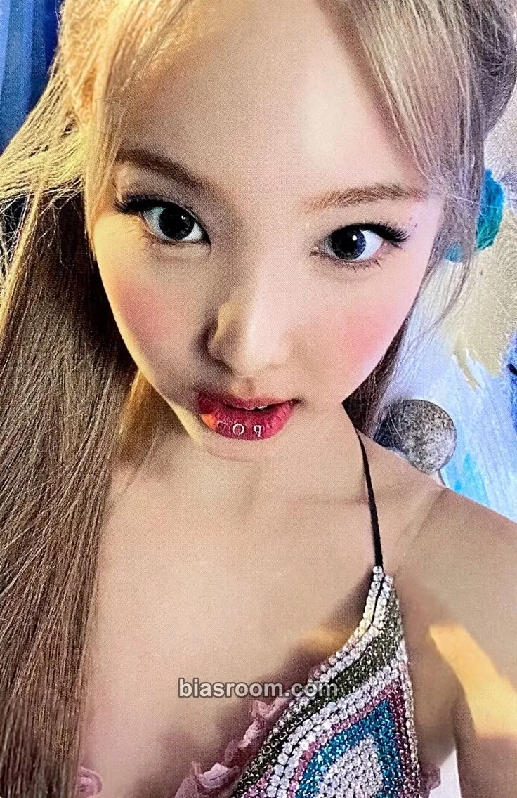 Nayeon Im Nayeon Photocard - TWICE - TWICE K-pop photocard