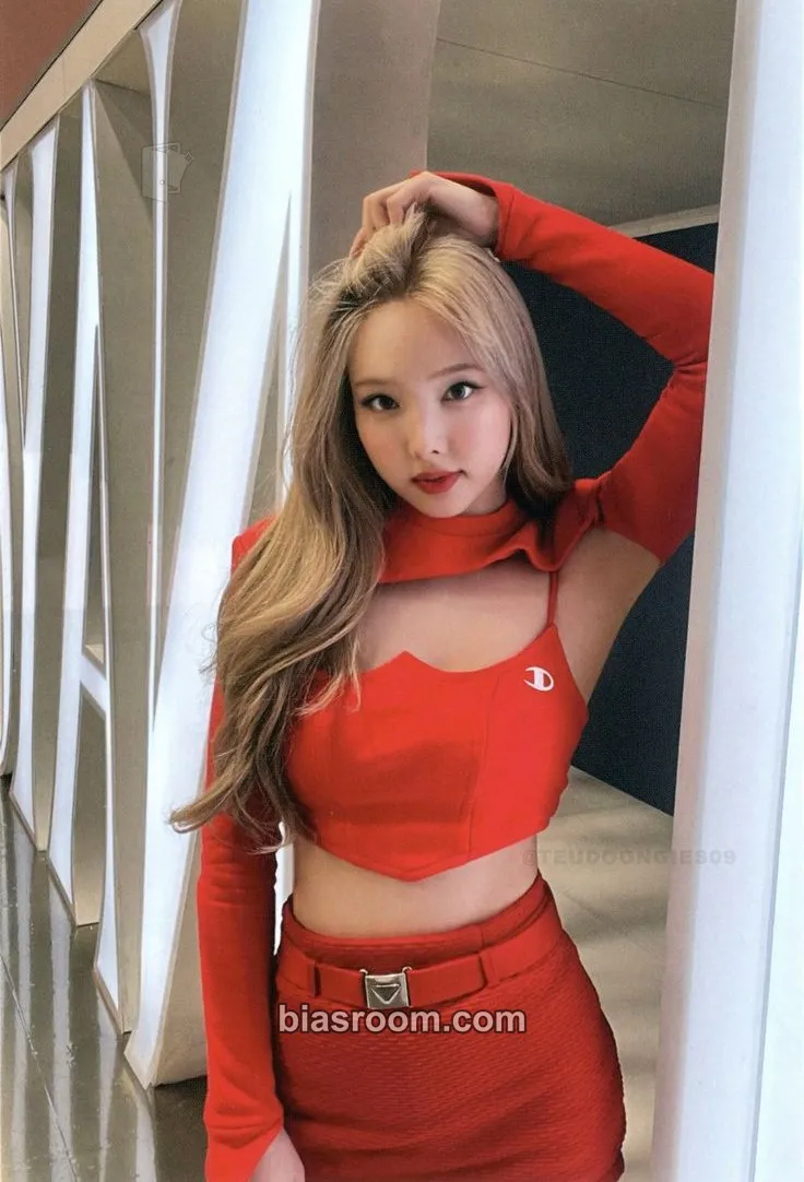 Nayeon Im Nayeon Photocard - TWICE - TWICE K-pop photocard