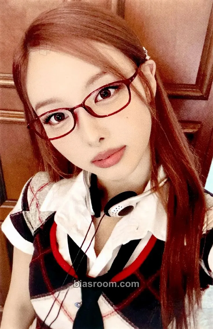 Nayeon Na Photocard - TWICE - TWICE K-pop photocard
