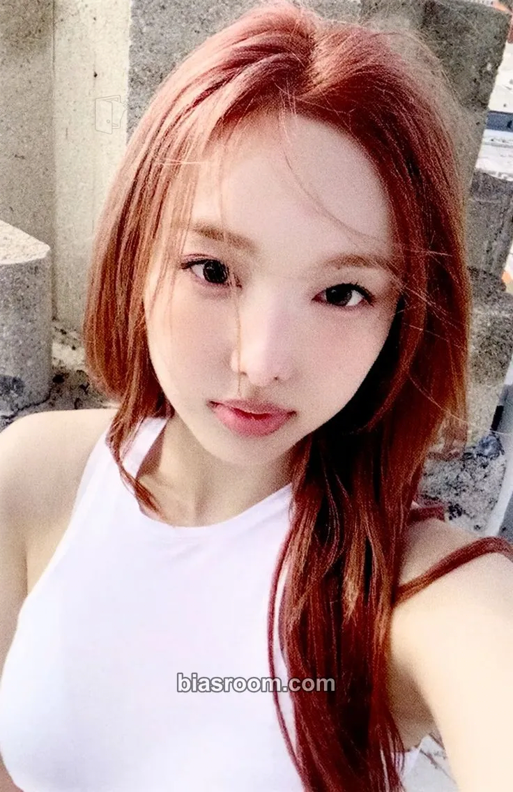 Nayeon Na Photocard - TWICE - TWICE K-pop photocard