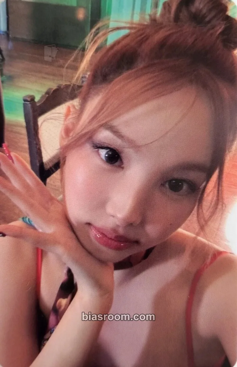 Nayeon Na Photocard - TWICE - TWICE K-pop photocard