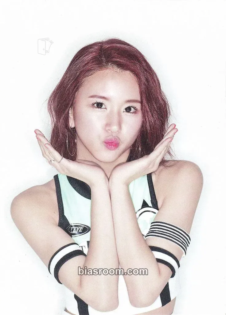 Chaeyoung PAGE TWO Photocard - TWICE - TWICE K-pop photocard