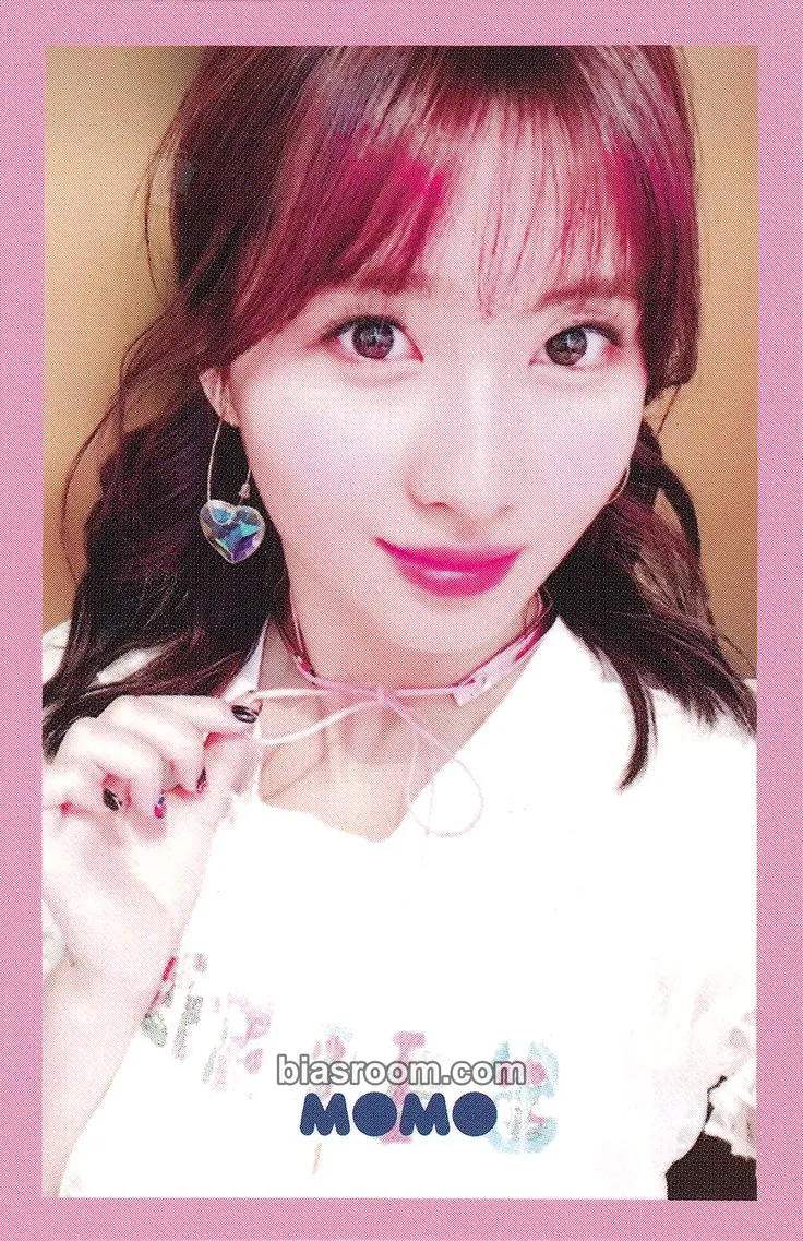 Momo SIGNAL Photocard - TWICE - TWICE K-pop photocard