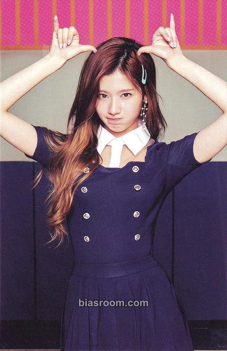 Sana SIGNAL Photocard - TWICE - TWICE K-pop photocard