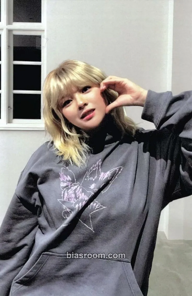 Jeongyeon STRATEGY Photocard - TWICE - TWICE K-pop photocard