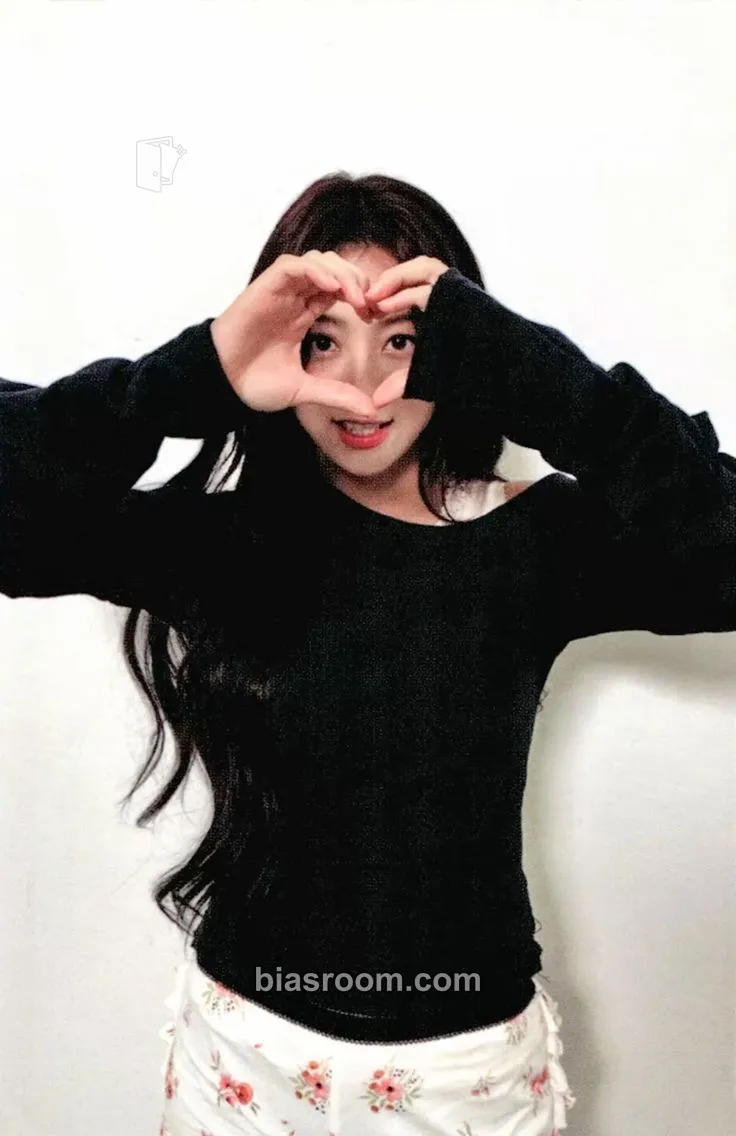 Jihyo STRATEGY Photocard - TWICE - TWICE K-pop photocard