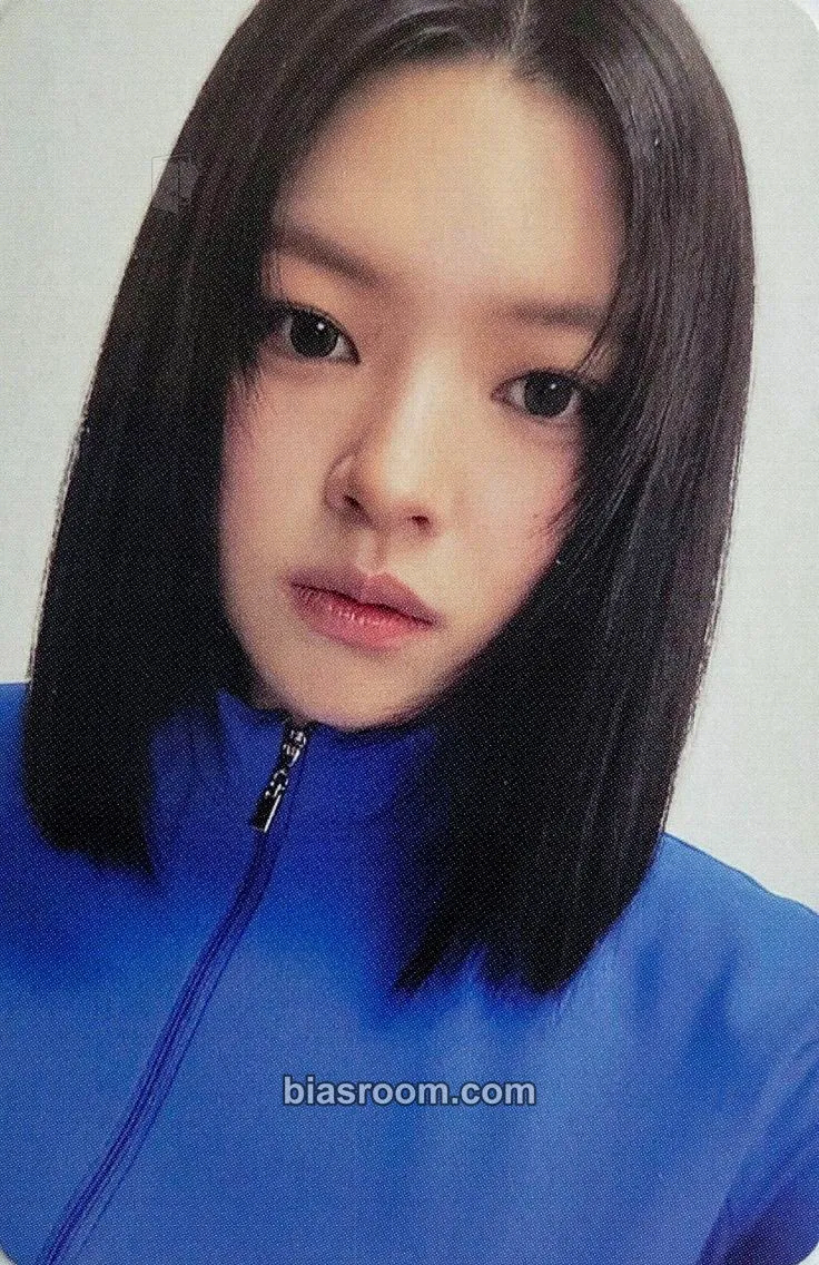 Jeongyeon THIS IS FOR Photocard - TWICE - TWICE K-pop photocard