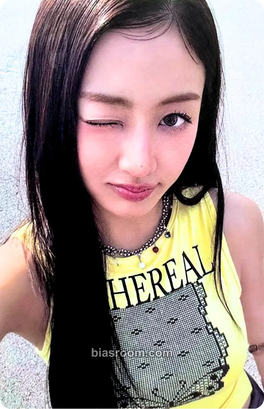 Jihyo THIS IS FOR Photocard - TWICE - TWICE K-pop photocard