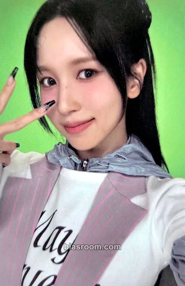 TWICE Mina TWICE-Mina-Album-this is for listing photo 1