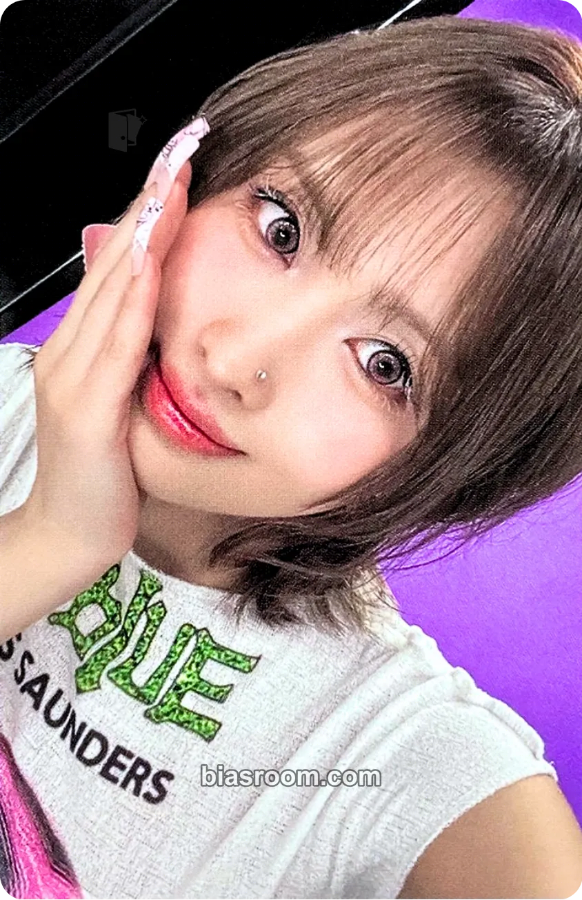 Momo THIS IS FOR Photocard - TWICE - TWICE K-pop photocard