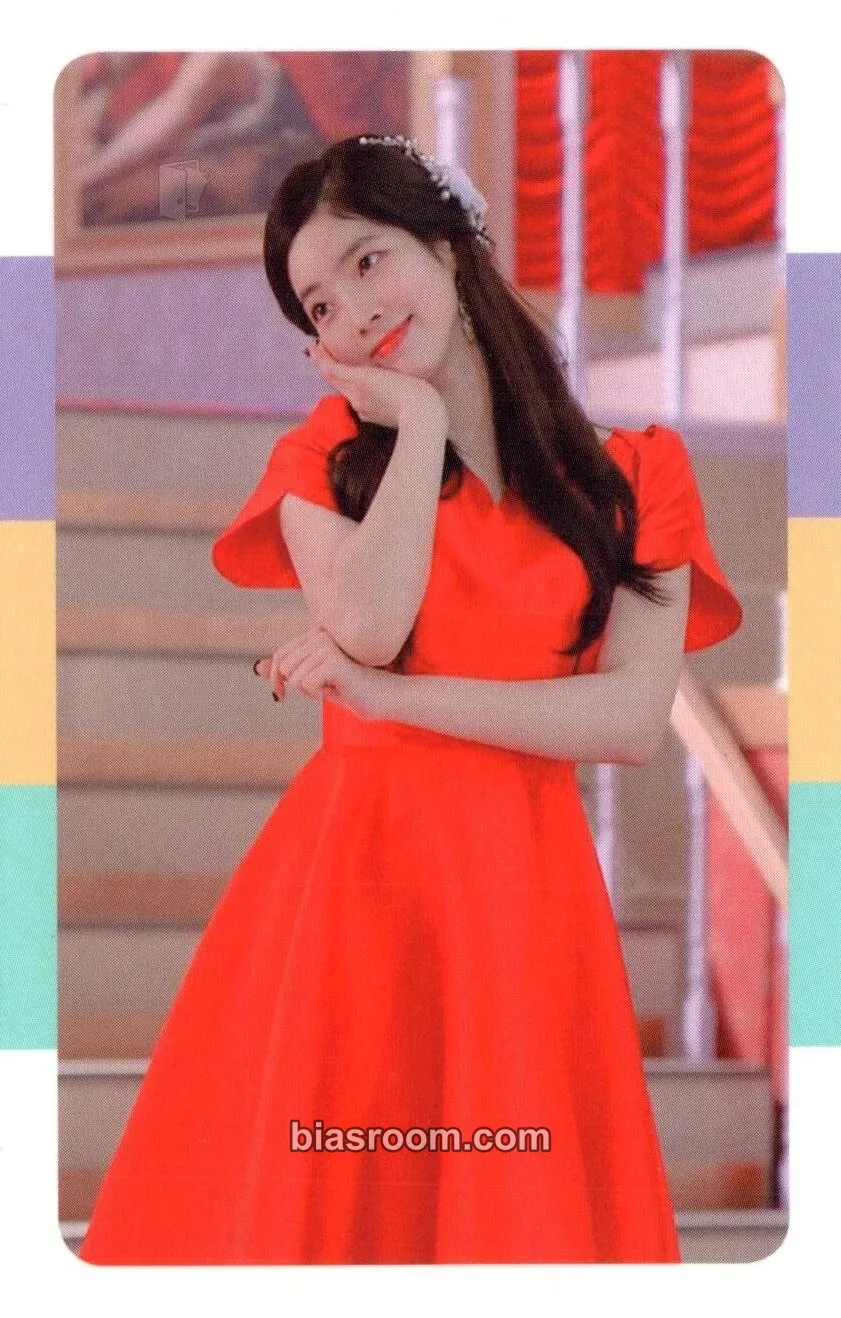 Dahyun What is Love? Photocard - TWICE - TWICE K-pop photocard