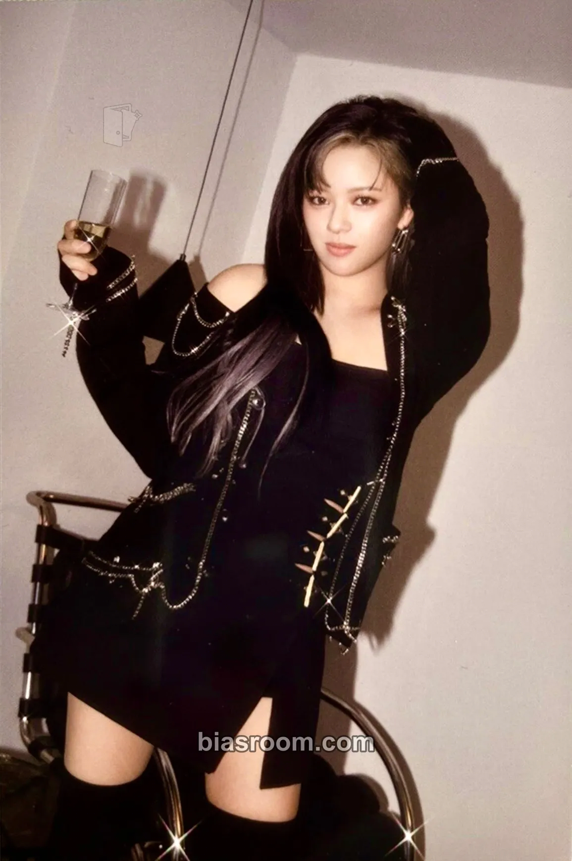 Jeongyeon With YOU-th Photocard - TWICE - TWICE K-pop photocard