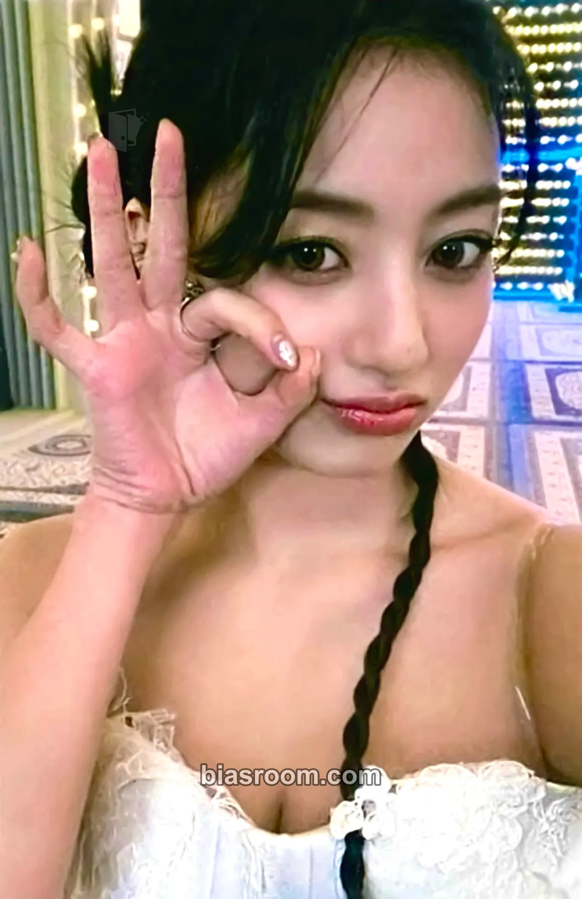 Jihyo With YOU-th Photocard - TWICE - TWICE K-pop photocard