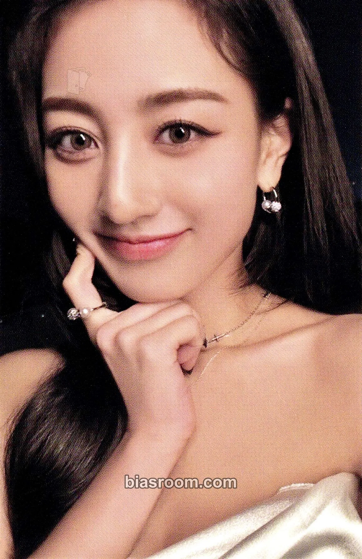 Jihyo With YOU-th Photocard - TWICE - TWICE K-pop photocard