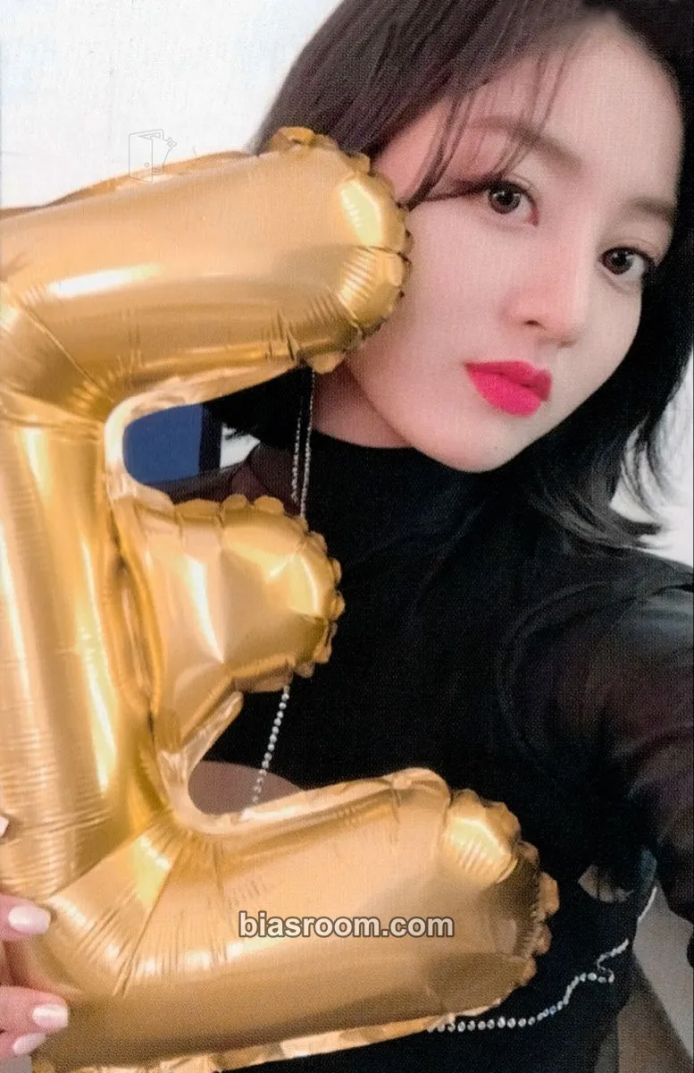 Jihyo YES or YES Photocard - TWICE - TWICE K-pop photocard