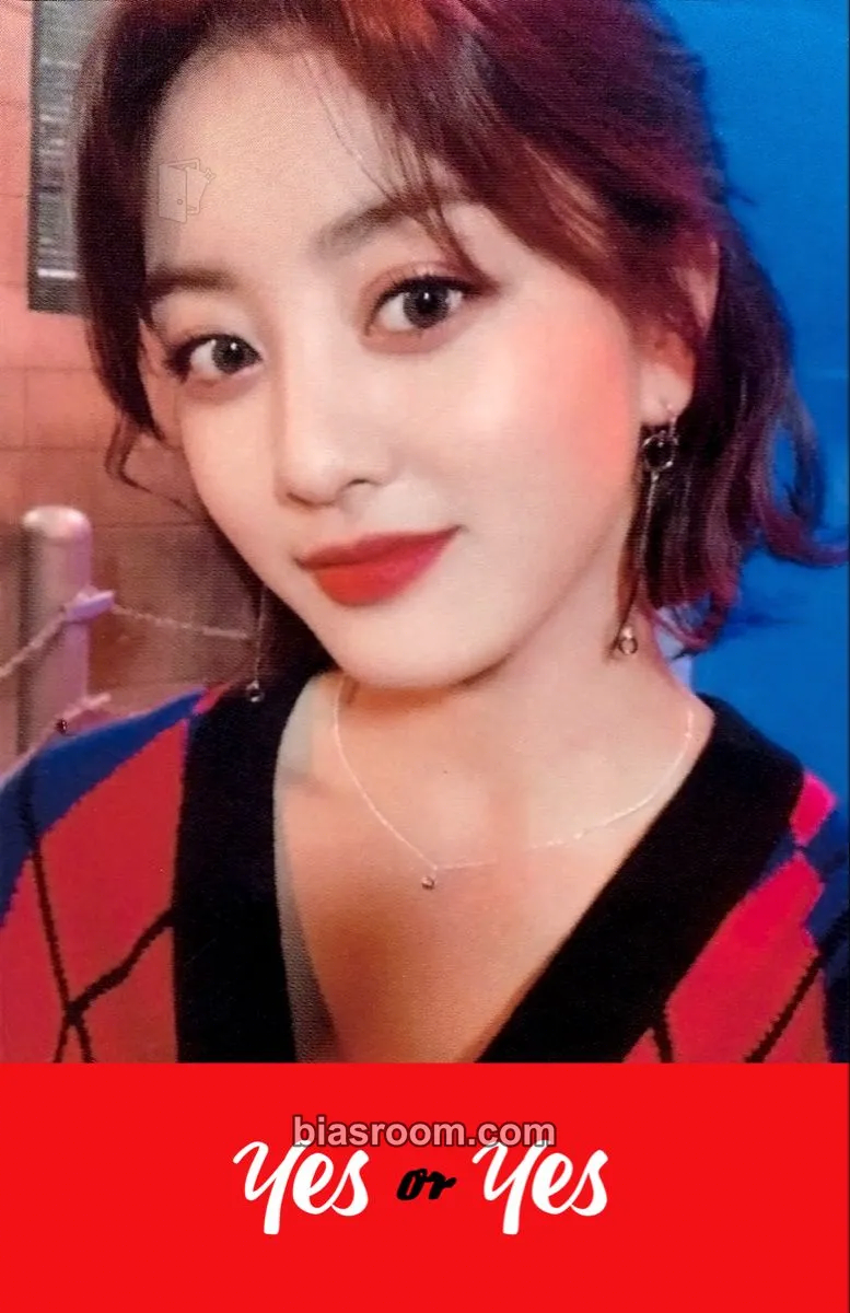 Jihyo YES or YES Photocard - TWICE - TWICE K-pop photocard