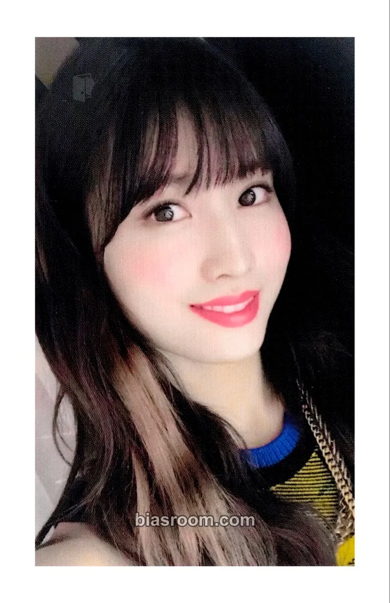 Momo YES or YES Photocard - TWICE - TWICE K-pop photocard