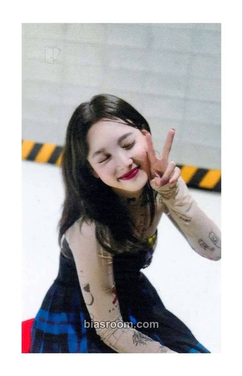 Nayeon YES or YES Photocard - TWICE - TWICE K-pop photocard