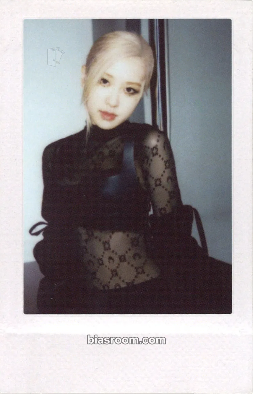Rosé BORN PINK Photocard - BLACKPINK - BLACKPINK K-pop photocard